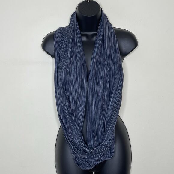 CHAMPION Black Gray Space Dye Snap Convertible Infinity Scarf Wrap Lightweight - Picture 3 of 4